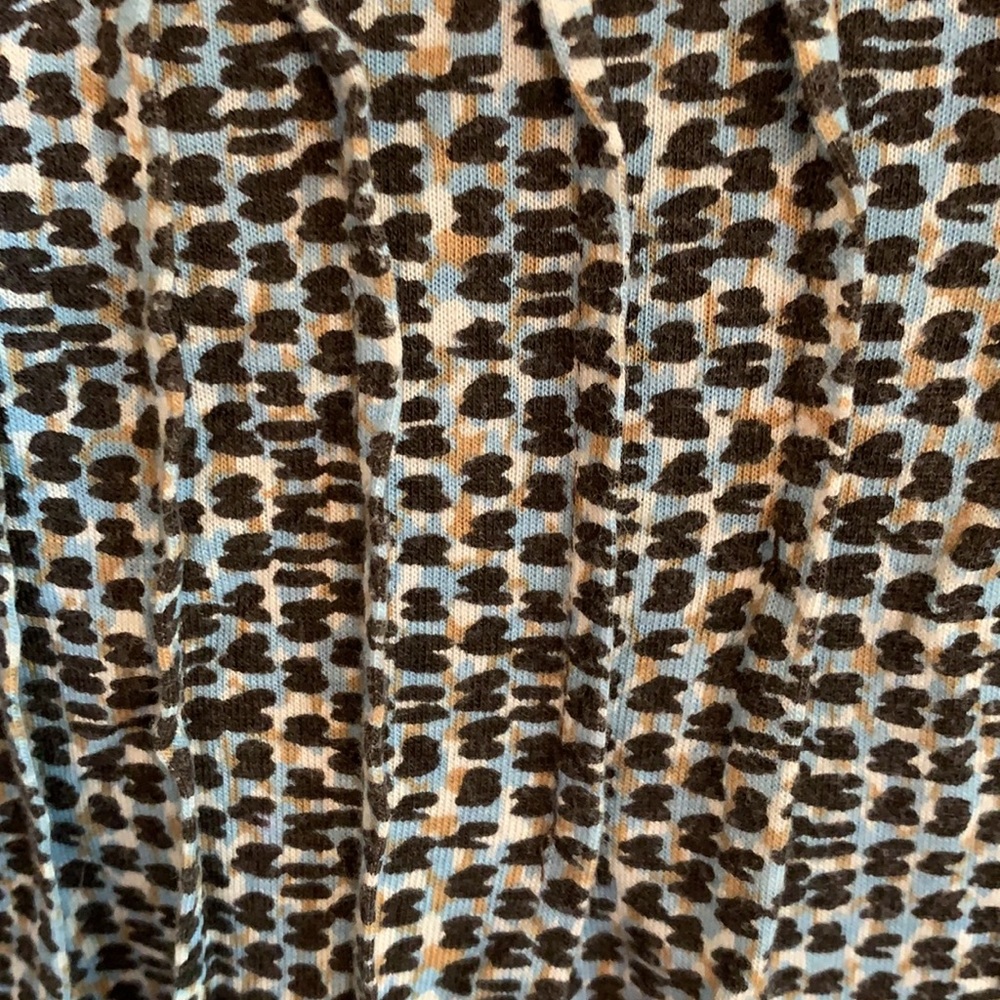 Patterned Tee - Picture 2 of 5